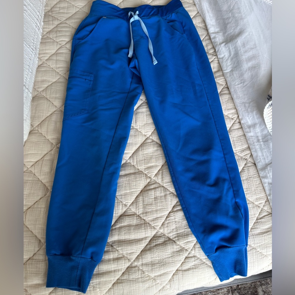 Figs royal blue joggers XS PETITE